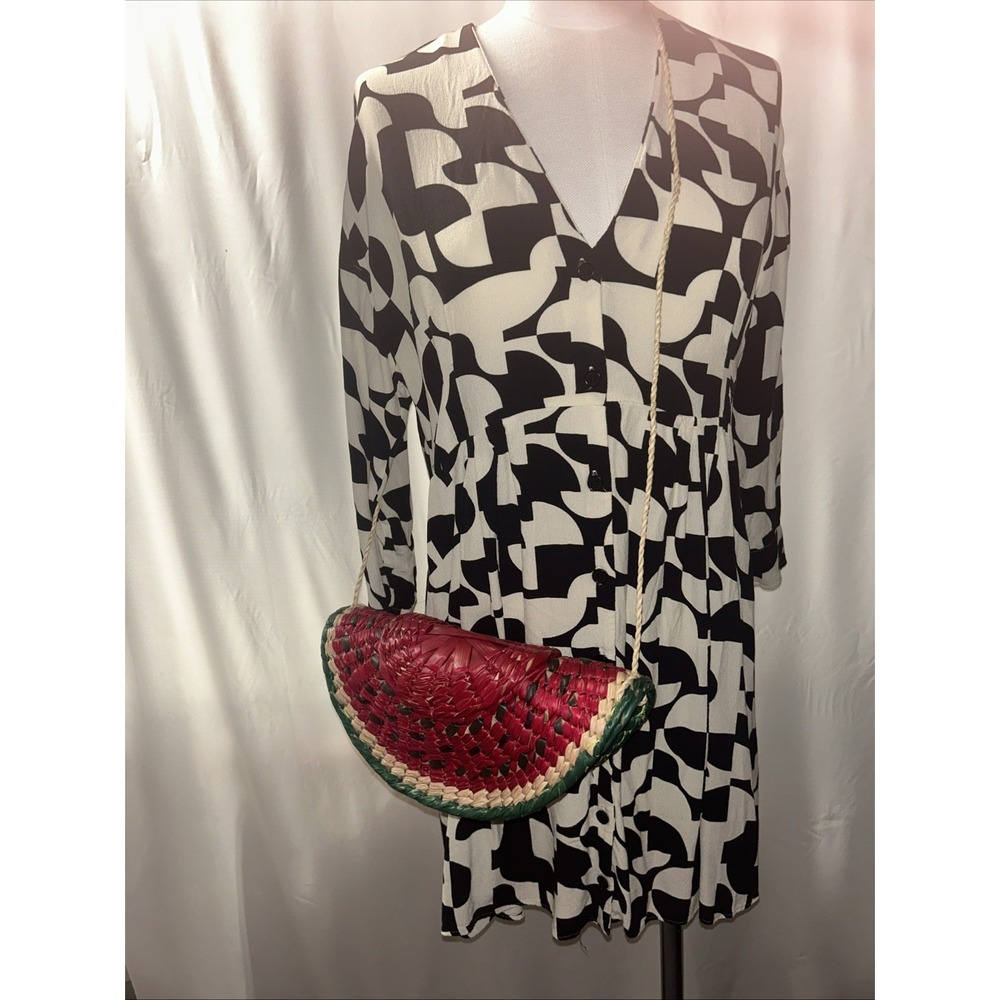 Handwoven Straw‎ Watermelon Design Shoulder Bag Handmade 5.5"Hx9.75"Lx4"W Used